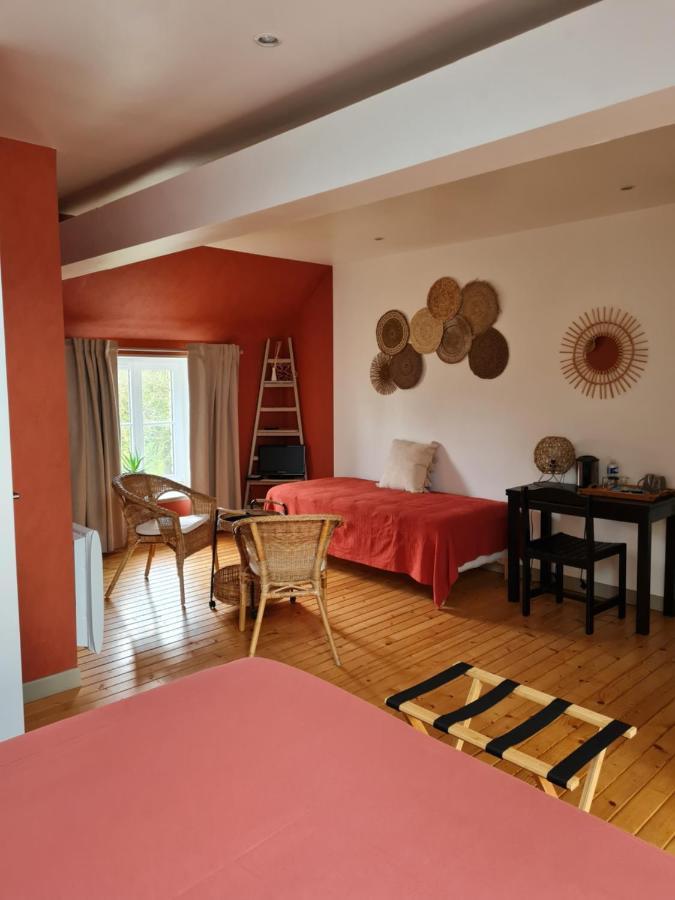 Bed and Breakfast Domaine De La Cour Vautier Mandeville-en-Bessin Экстерьер фото