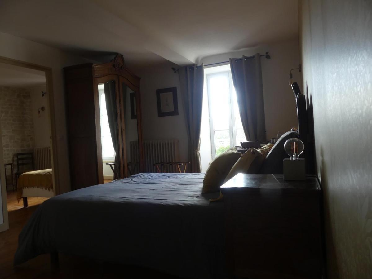 Bed and Breakfast Domaine De La Cour Vautier Mandeville-en-Bessin Экстерьер фото